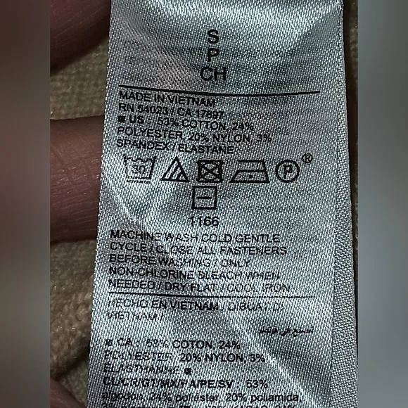 Old Navy ❤️ Heart Button Front Cardigan Size Small NWT - Picture 7 of 9